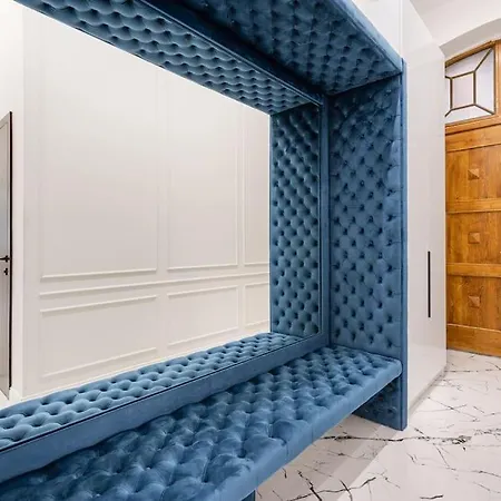 High-end 2-bedroom In The Center With Balcony Lejlighed Budapest